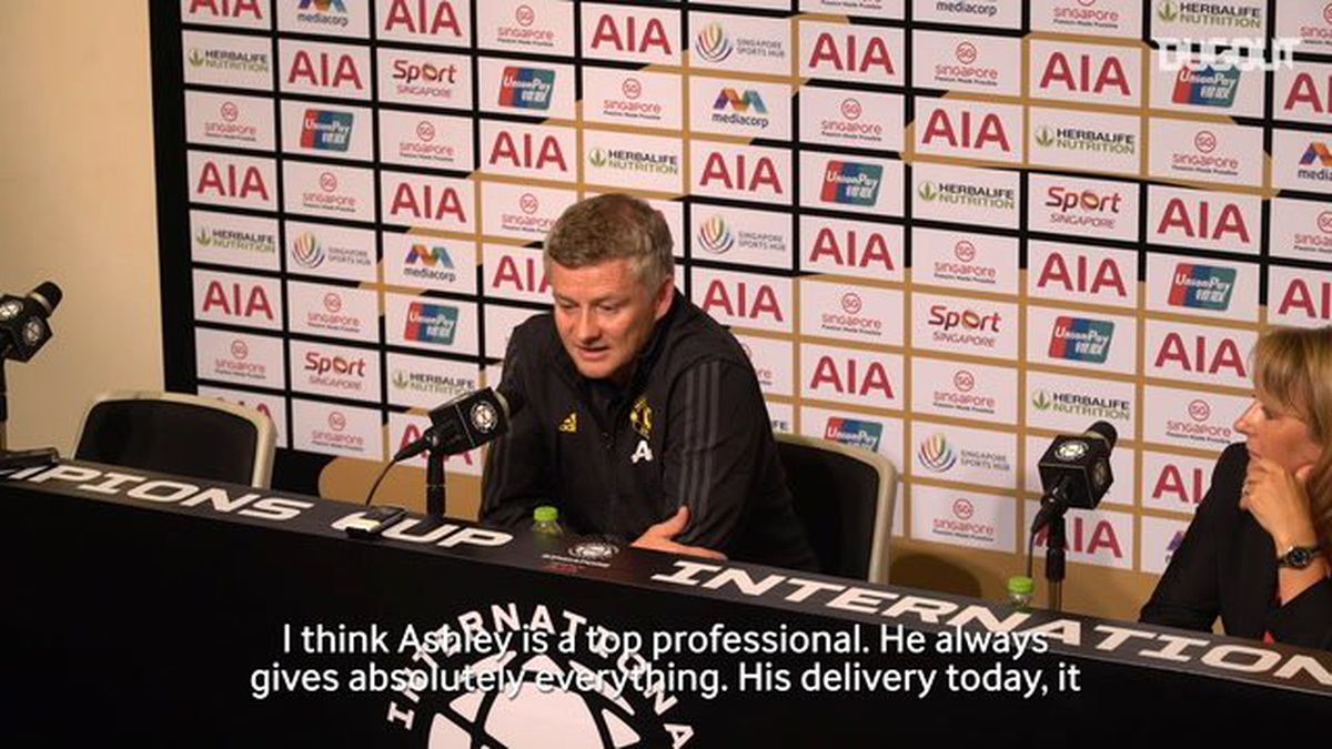 Ole Gunnar Solskjaer: \'Ashley Genç En İyi Bir Profesyoneldir\'
