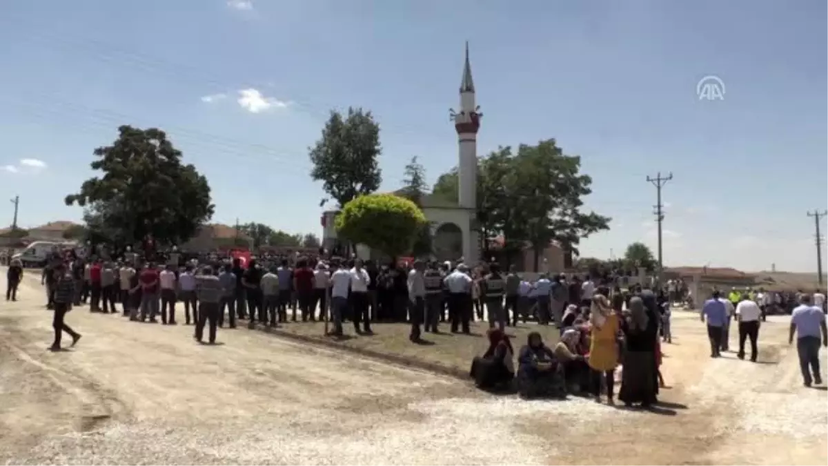 Şehit uzman onbaşı Mustafa Ünal son yolculuğuna uğurlandı - KONYA