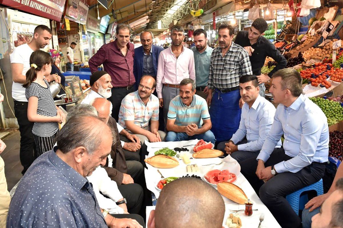 Ulus Hali\'nin çevresi yenilendi