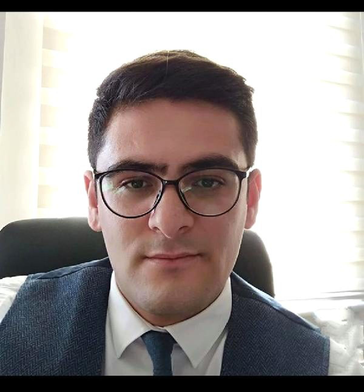 Vergi müfettişi, askerden dönerken kazada öldü