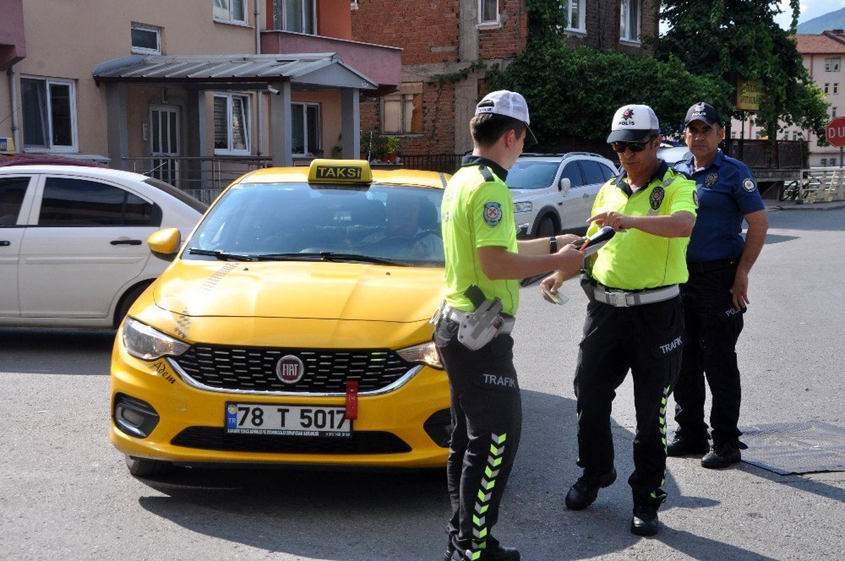 Yenice Emniyetinden kemer ve GBT uygulaması