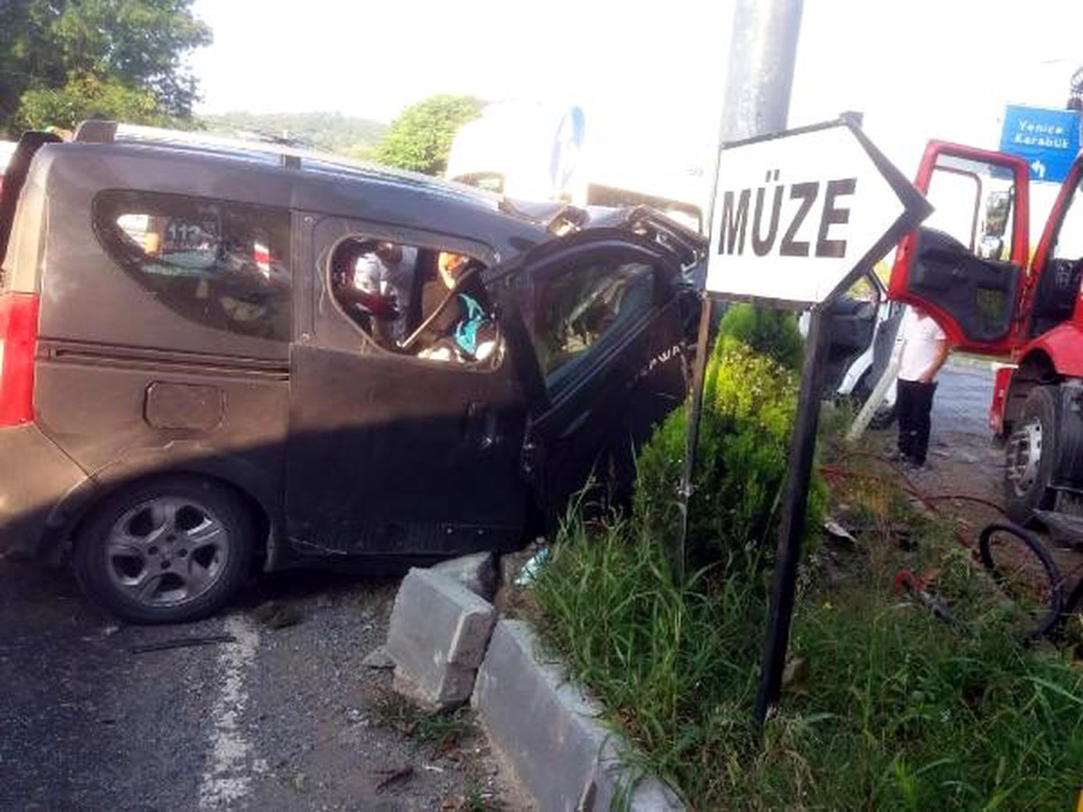 Zonguldak kaza: 2 ölü, 4 yaralı