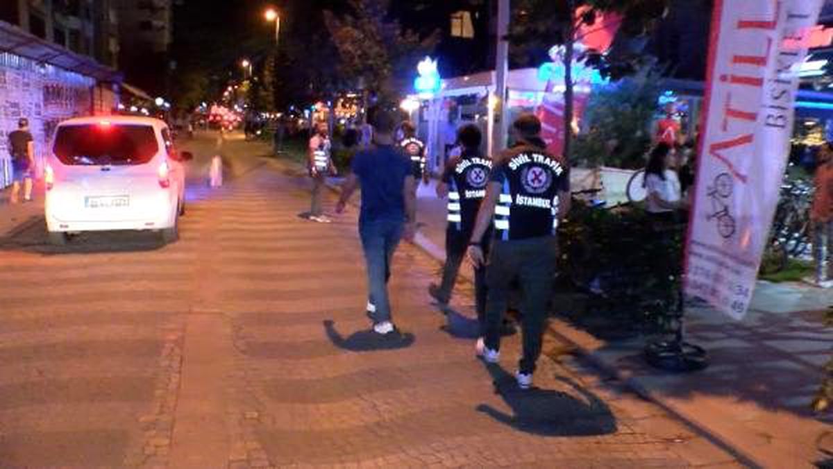 Bağdat Caddesi\'nde \'sahte\' vale denetimi