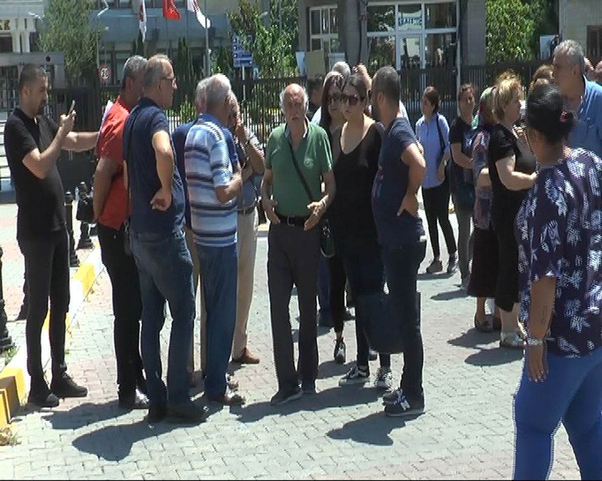 Beylikdüzü\'ndeki vahşette cenazeler Adli Tıp Kurumundan alındı