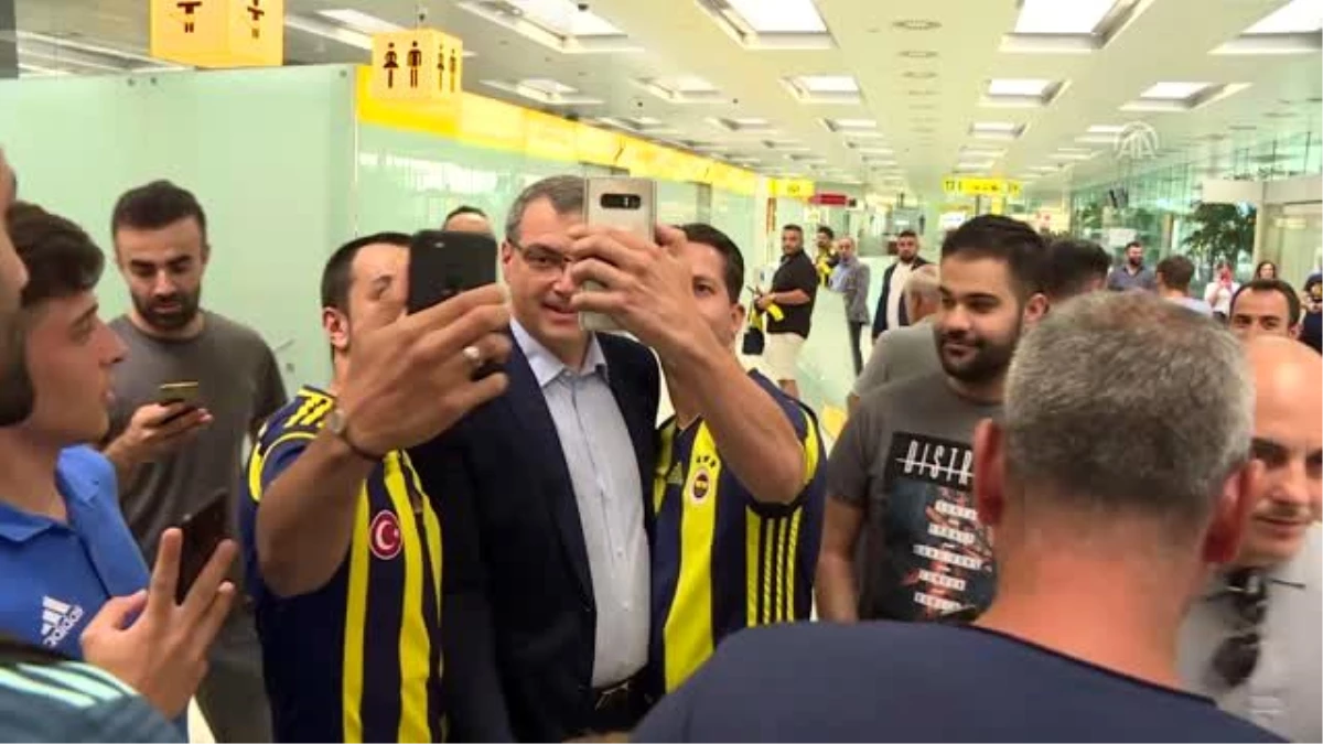 Fenerbahçe, kamp için Avusturya\'ya geldi
