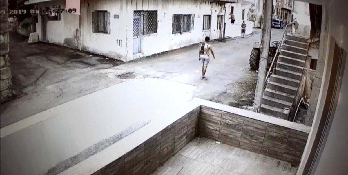 Film gibi hırsızlık kamerada