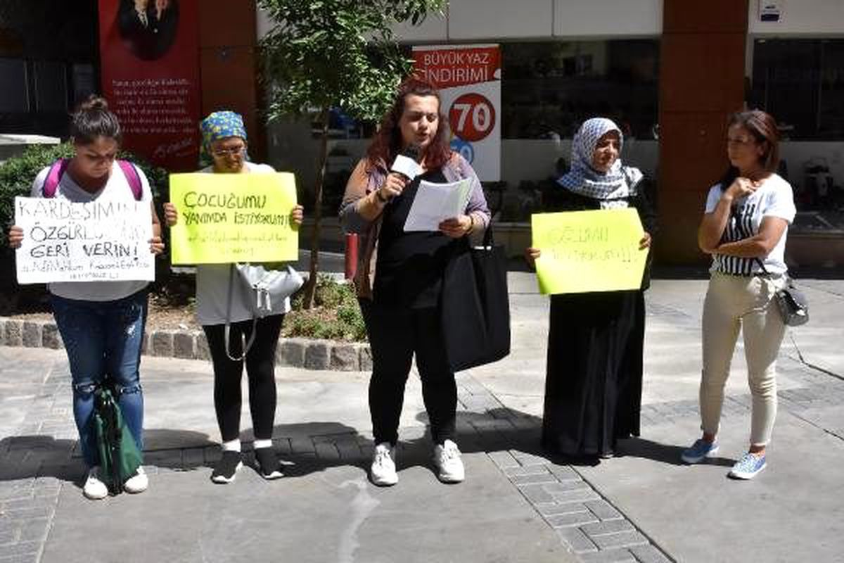 Mahkum yakınları af istedi