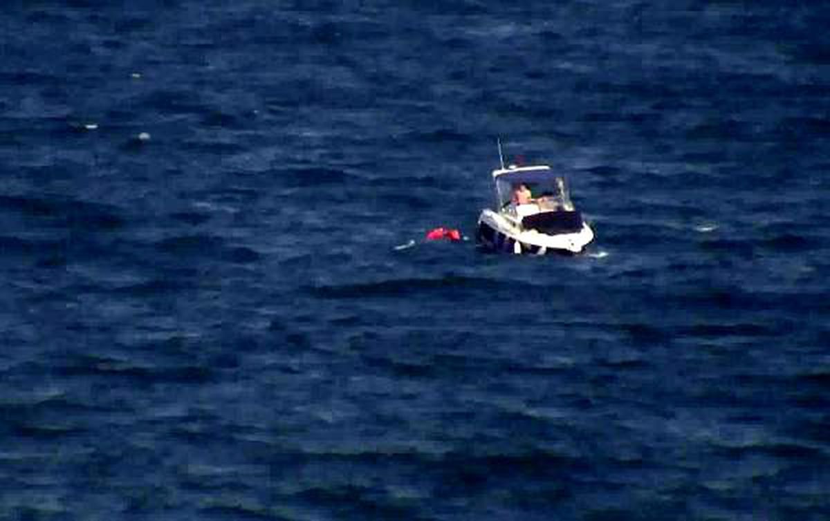 Marmara Denizi\'nde alabora olan teknedeki 4 kişi kurtarıldı
