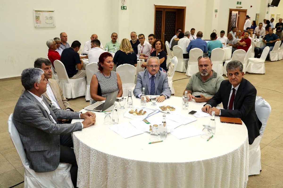 Mersin\'de 3 gün sanat ve spor konuşuldu