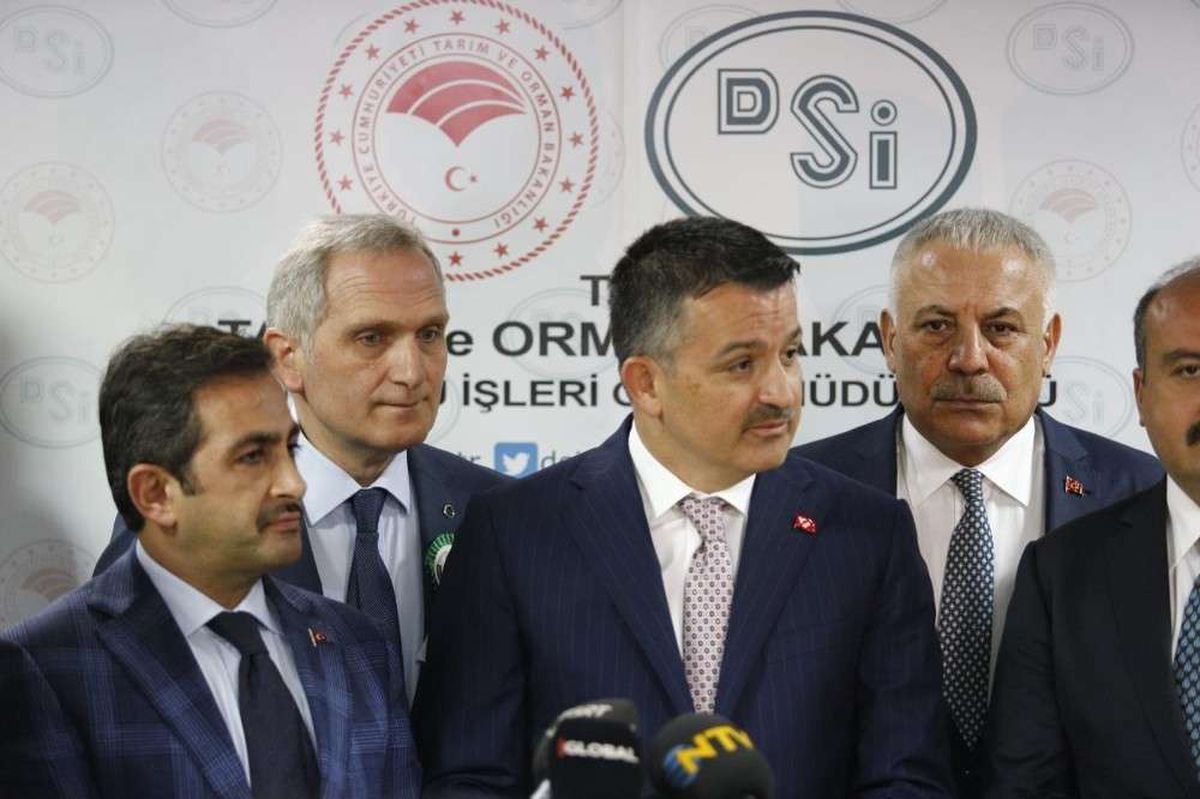 Bakan Pakdemirli, "İspanya\'dan ithal edilen hayvanların karantina süreci devam ediyor"