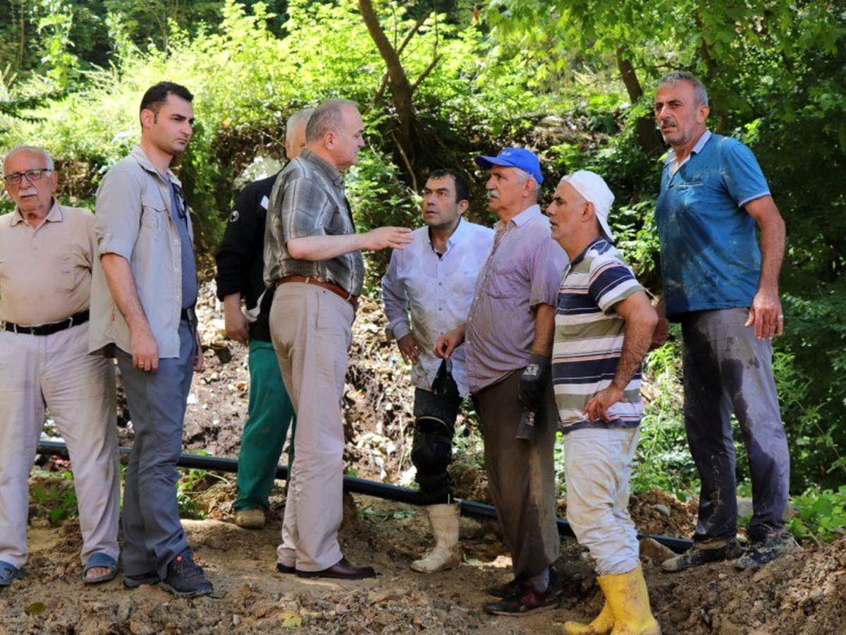Başkan Özlü, "İlk saatlerden beri ekiplerimiz ile sahadayız"