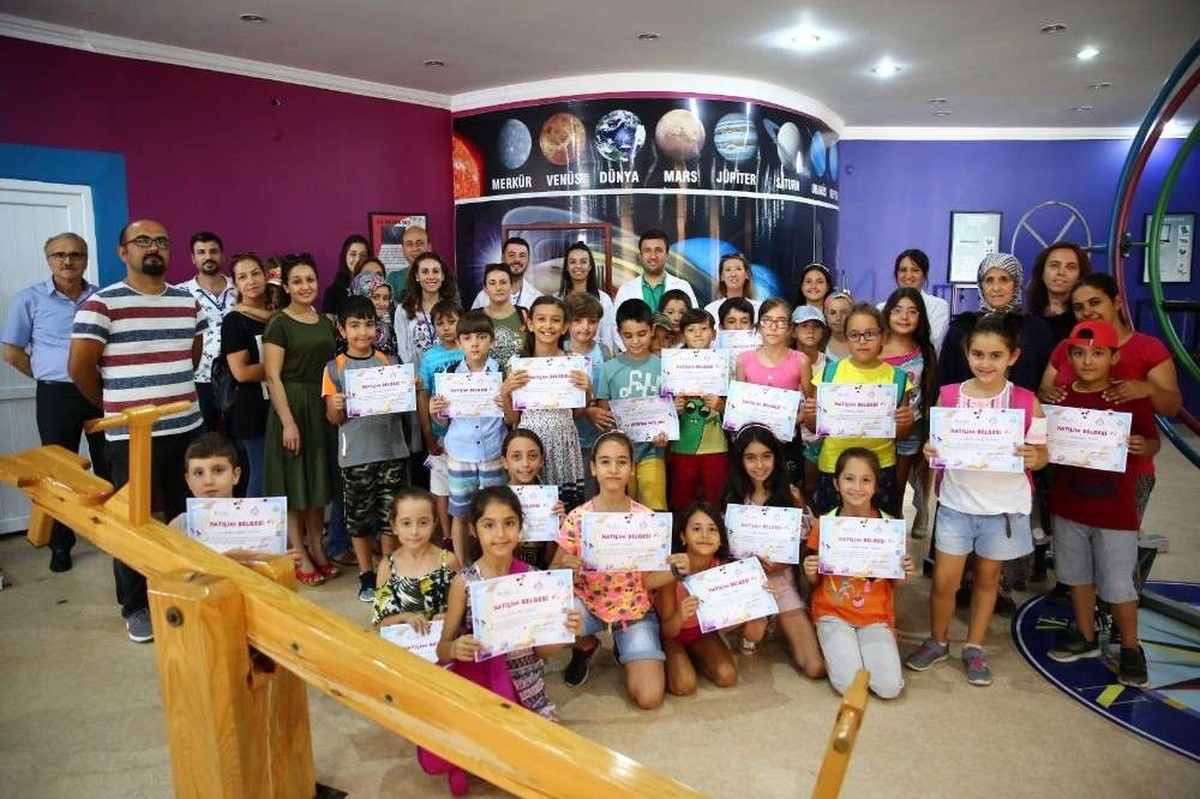 Büyükşehir\'in Bilim Evi çocuklara bilim aşılamaya devam ediyor