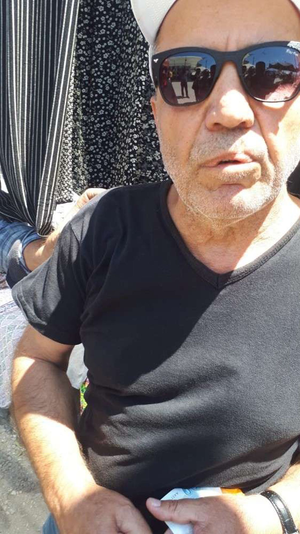 Denizli\'nin Çivril ilçesinde sahte parayla pazar esnafını dolandıran 2 şüpheliyi zabıta yakaladı