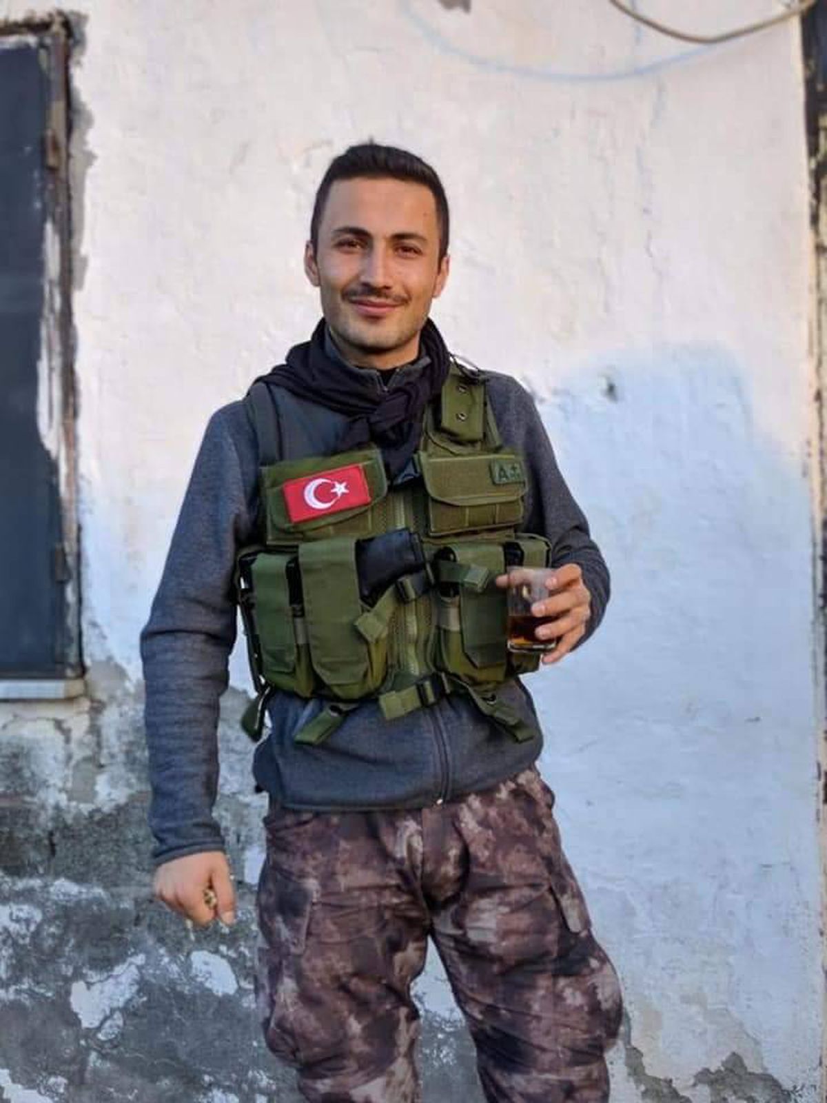 Genç polis memuru intihar etti