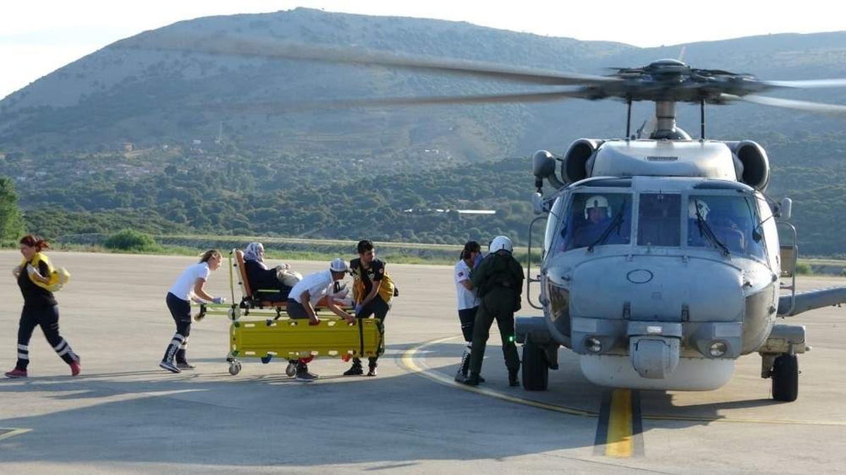 Gökçeada\'daki hasta askeri helikopterle taşındı