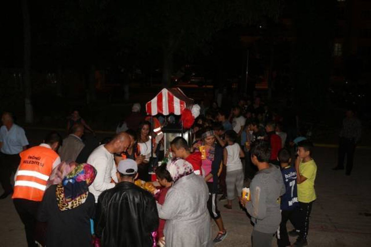 İnönü\'de Yazlık Sinema Geceleri başladı