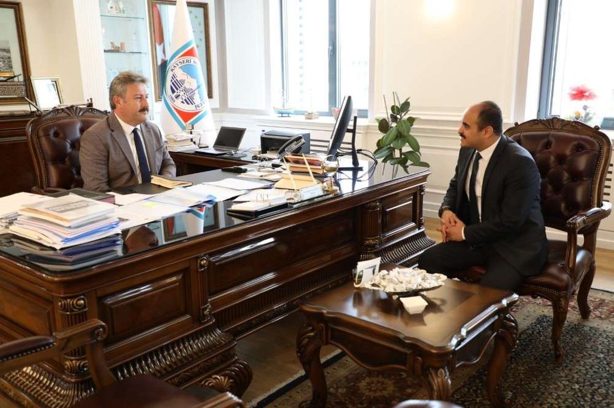 Palancıoğlu, "Komşu ilçelerde hizmette ve yatırımlarda bütünlük önemli"