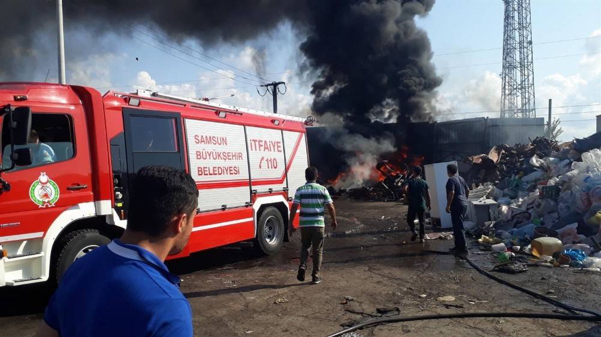 Samsun\'da iş yeri yangını korkuttu