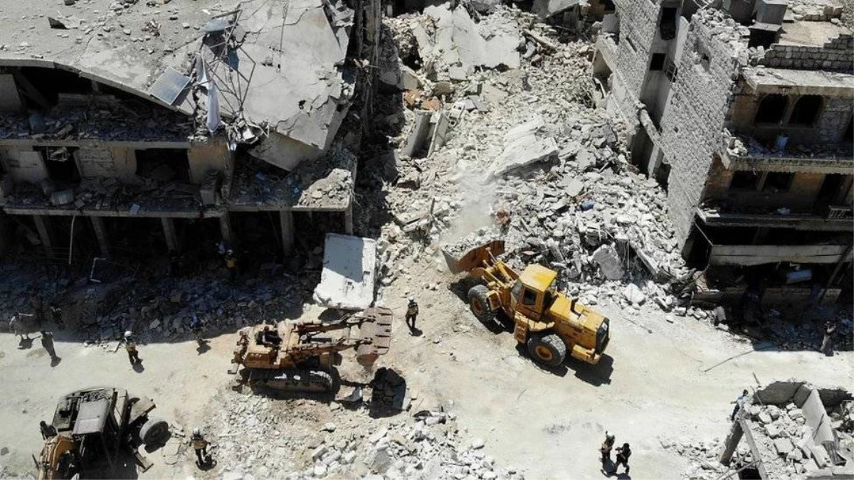 İdlib\'e düzenlenen hava saldırılarında 18 kişi hayatını kaybetti