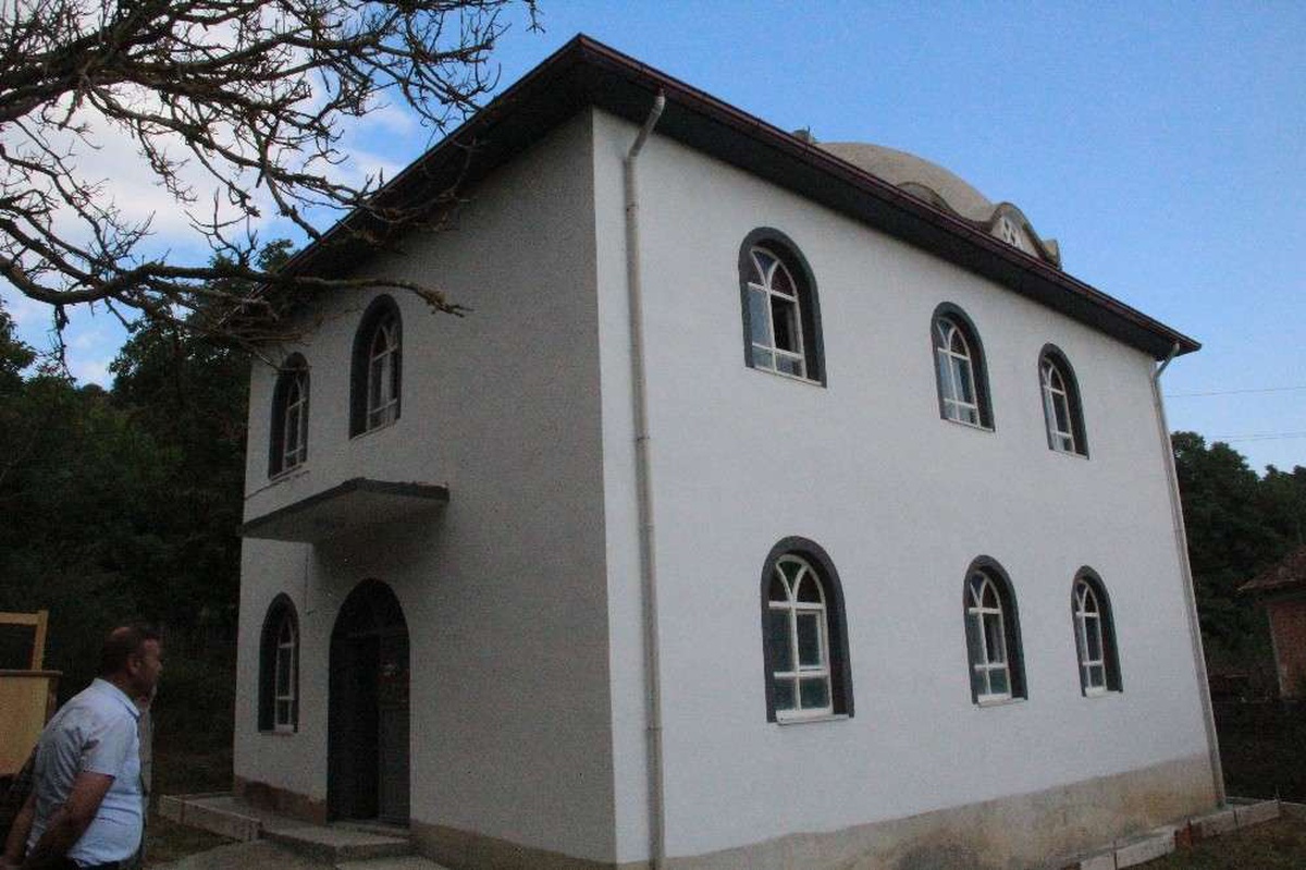 Türkiye\'nin en az nüfuslu mahallelerinden biri camisine kavuşuyor