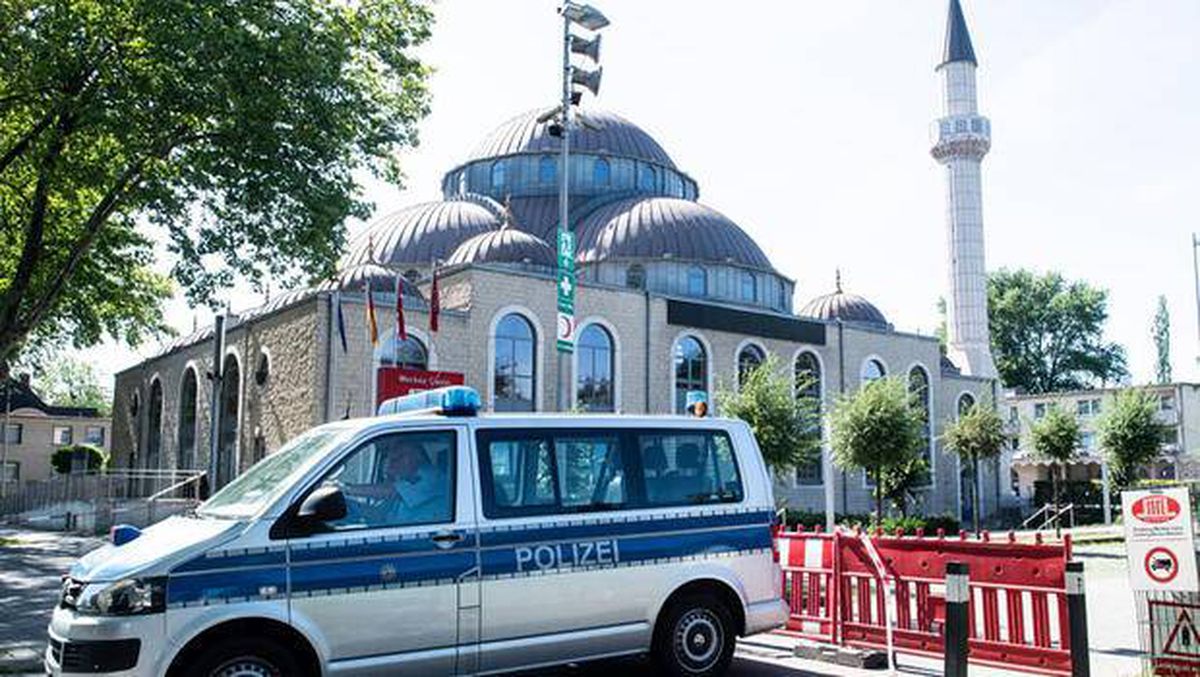3 camiye yapılan bomba ihbarı endişe yarattı
