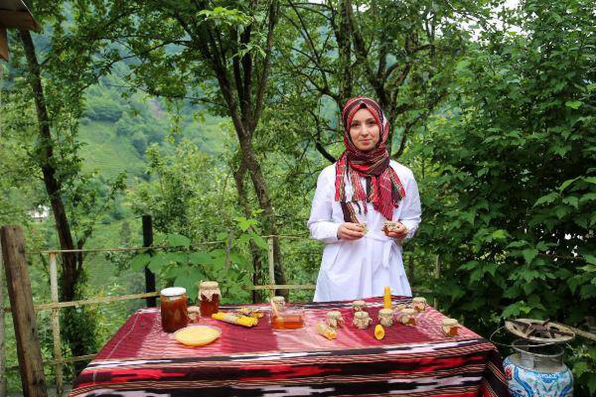 Baba mesleği arıcılığa el attı, projesiyle dereceye yaptı