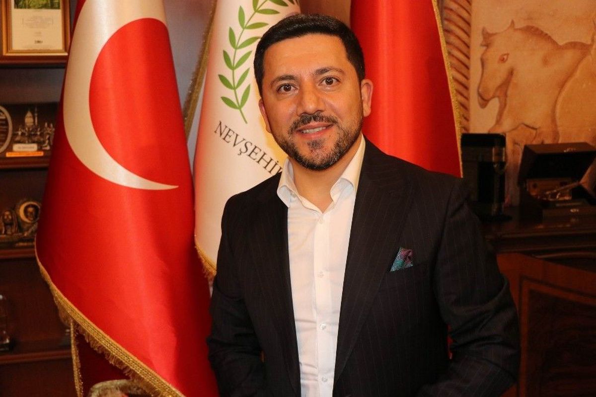 Başkan Arı Gazeteciler Günü ve Basın Bayramını kutladı