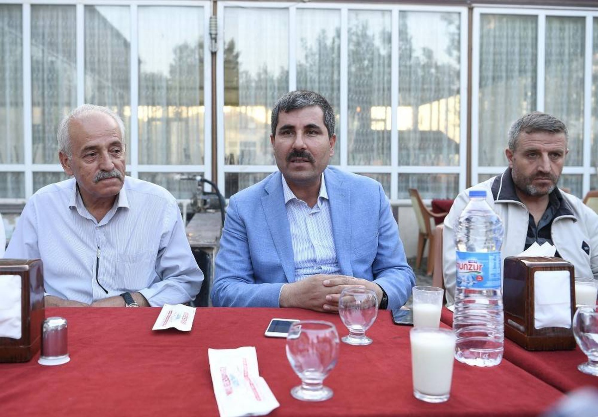 Başkan Asya, mahalle muhtarlarıyla bir araya geldi