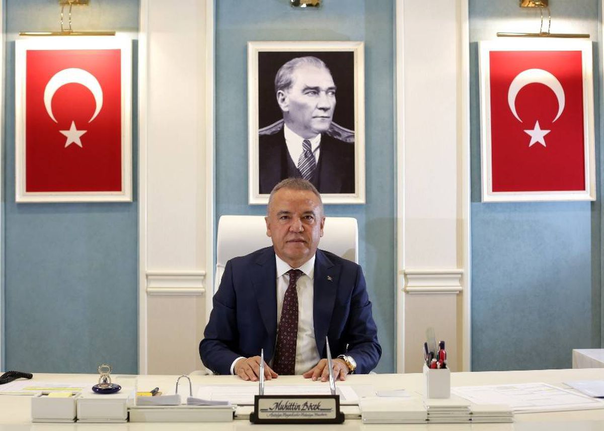Başkan Böcek\'ten, 24 Temmuz Gazeteciler ve Basın Bayramı mesajı