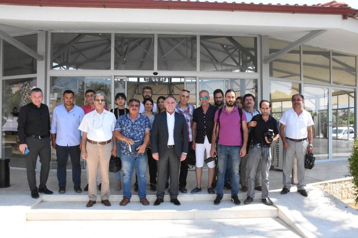 Başkan Öndeş, gazeteciler ile kahvaltıda buluştu