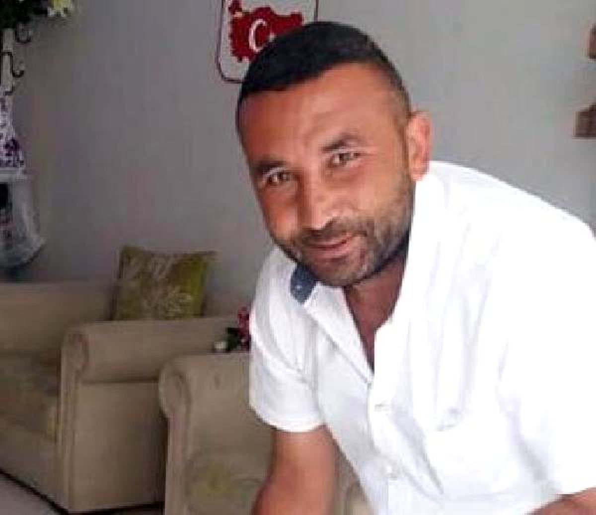 Birlikte alkol aldığı arkadaşı tarafından bıçaklanarak öldürüldü