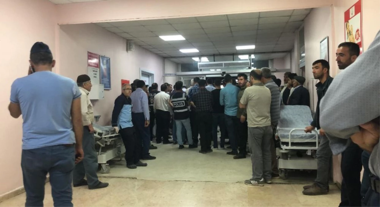 Bitlis\'te trafik kazası: 1 ölü, 3 yaralı