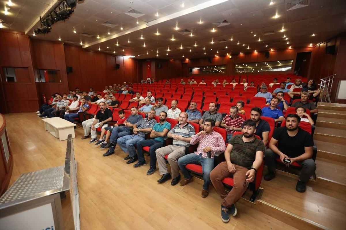 Çayırova\'da kurban satış yerleri için kura çekildi