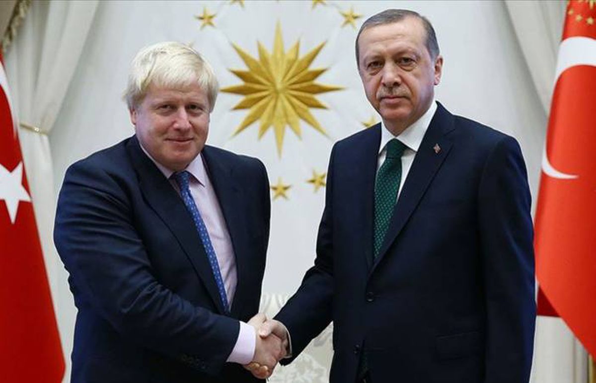 Cumhurbaşkanı Erdoğan\'dan İngiltere Başbakanı Johnson\'a tebrik