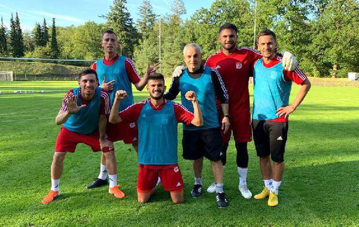 Demir Grup Sivasspor\'un Hollanda kampı başladı
