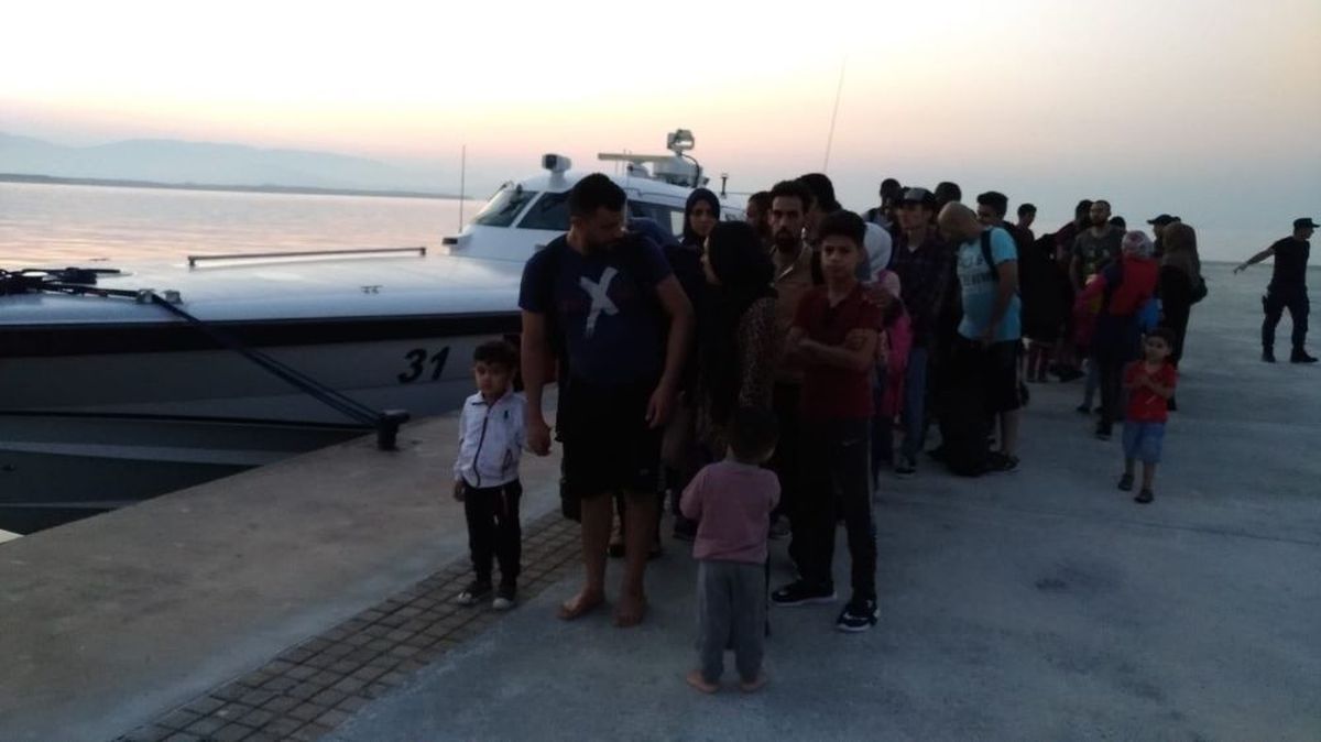 Didim\'de 53 Afgan göçmen yakalandı
