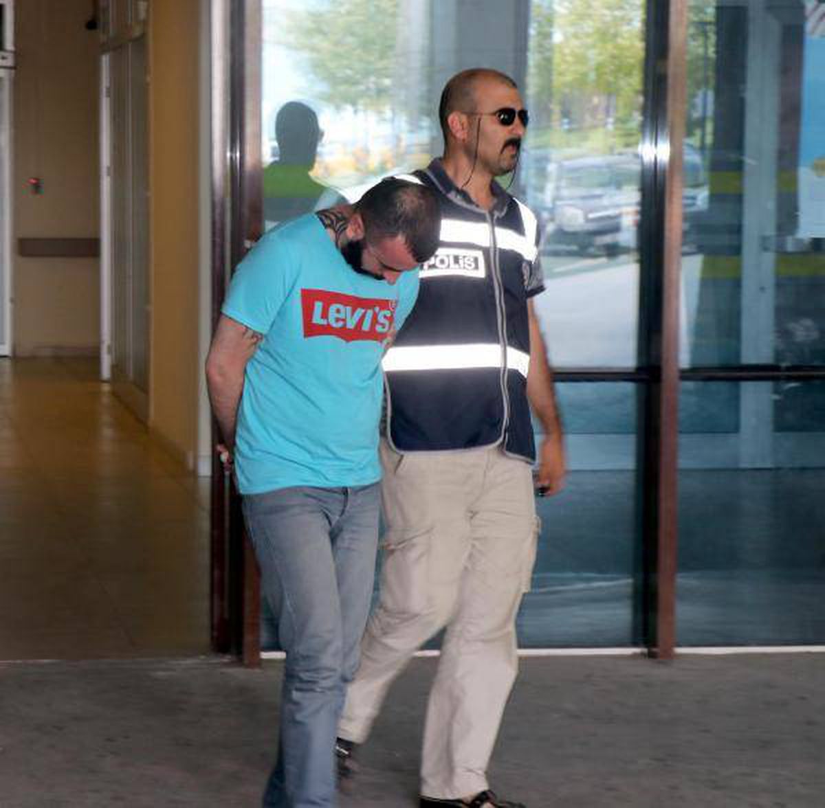 Edirne\'de valilik adını kullanan telefon dolandırıcısı tutuklandı