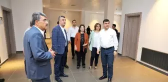 Fadıloğlu'ndan meclis üyelerine hizmet brifingi