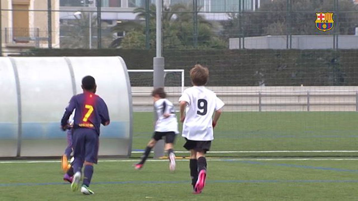 FC Barcelona\'da Xavi Simons\'ın en iyi anları