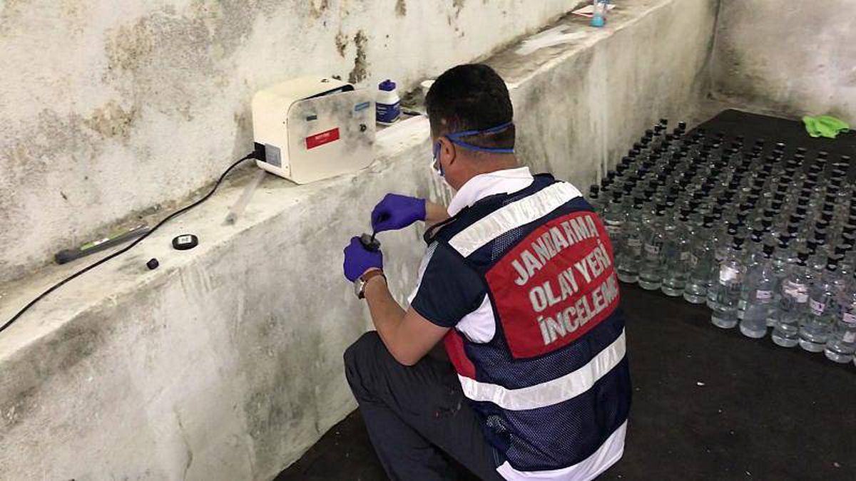 İstanbul\'da sahte içki operasyonu: Binlerce ürüne el konuldu