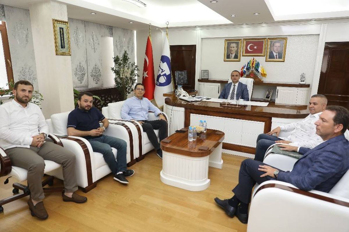 Kibar: "Yatırımcılar baş tacımız"