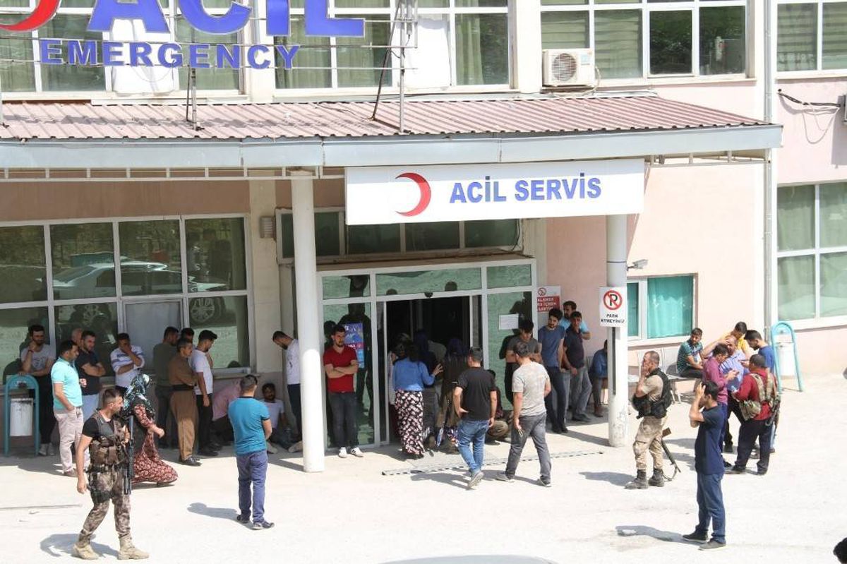 Şemdinli\'de hain tuzak: 1 ölü