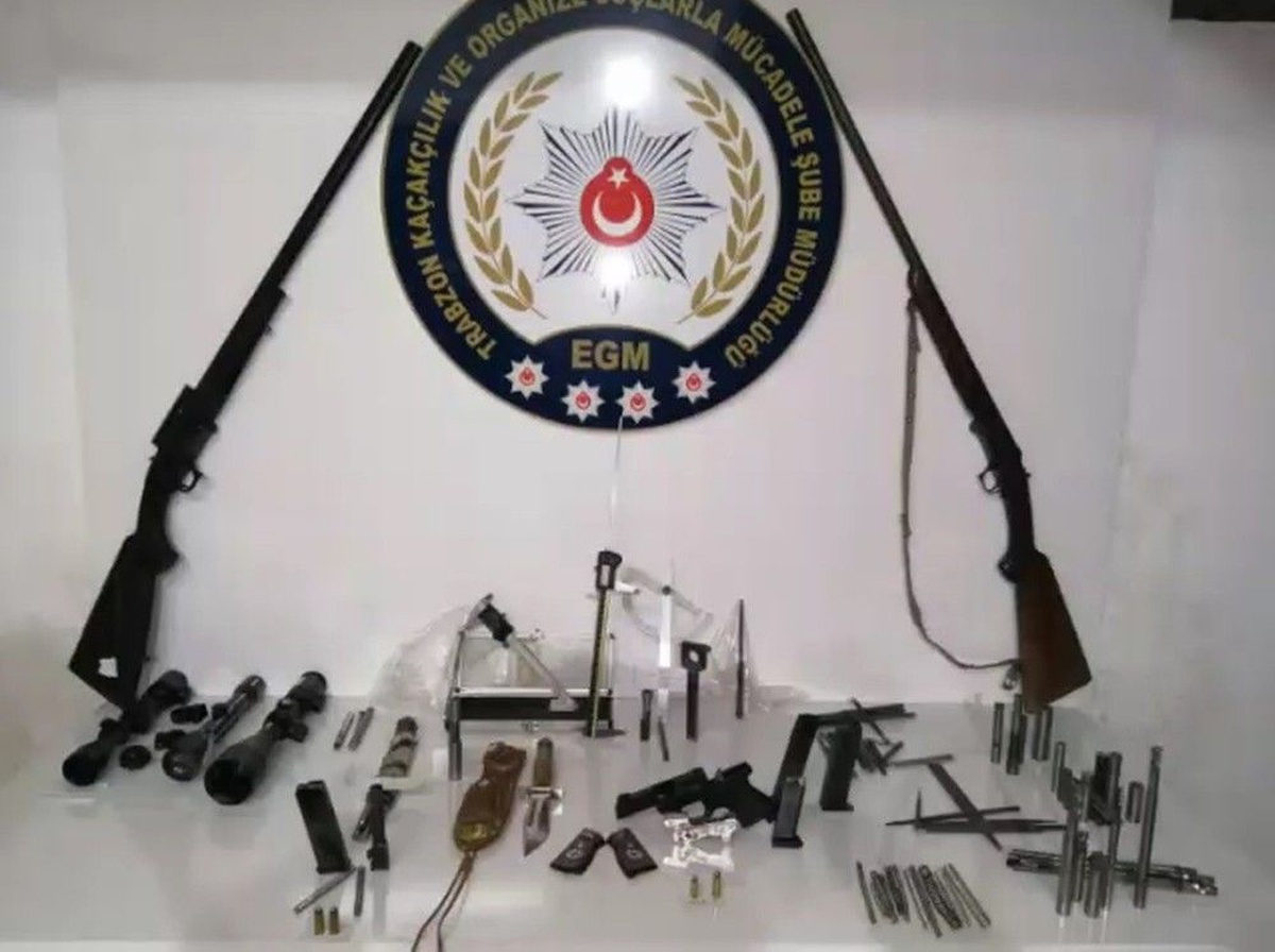 Trabzon\'da silah kaçakçılarına eş zamanlı operasyon