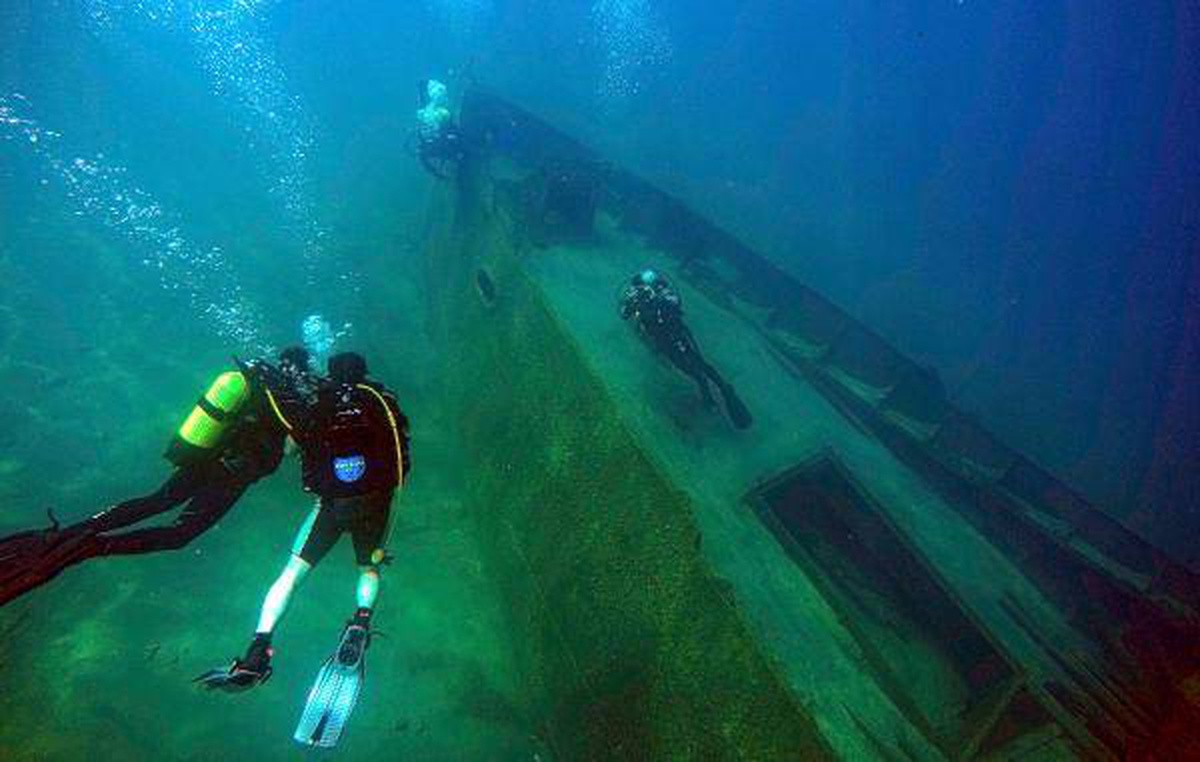 Van Gölü altında bulunan Rus şilebi turizme kazandırılacak