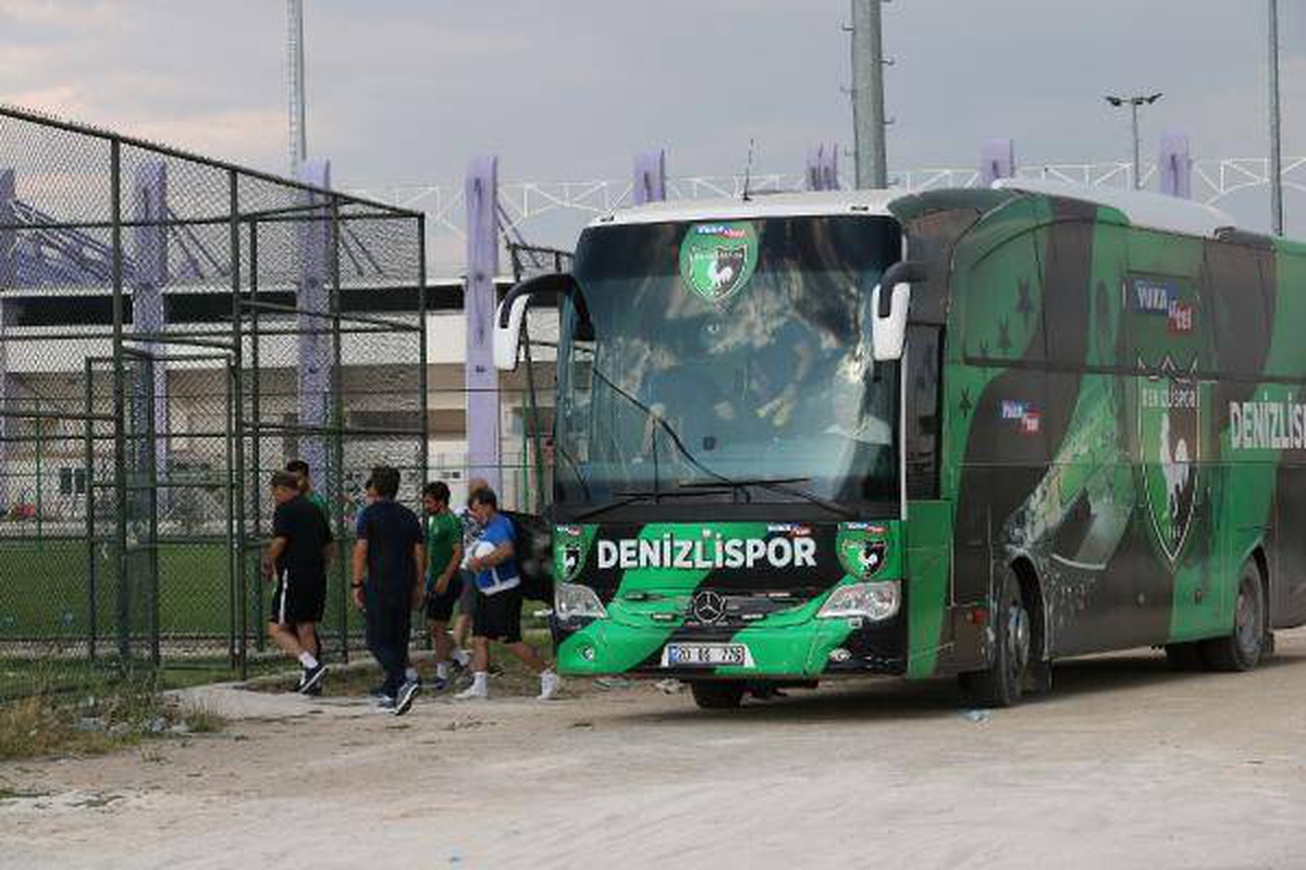 Yukatel Denizlispor Teknik Direktörü İldiz: Galatasaray maçını düşünmüyoruz