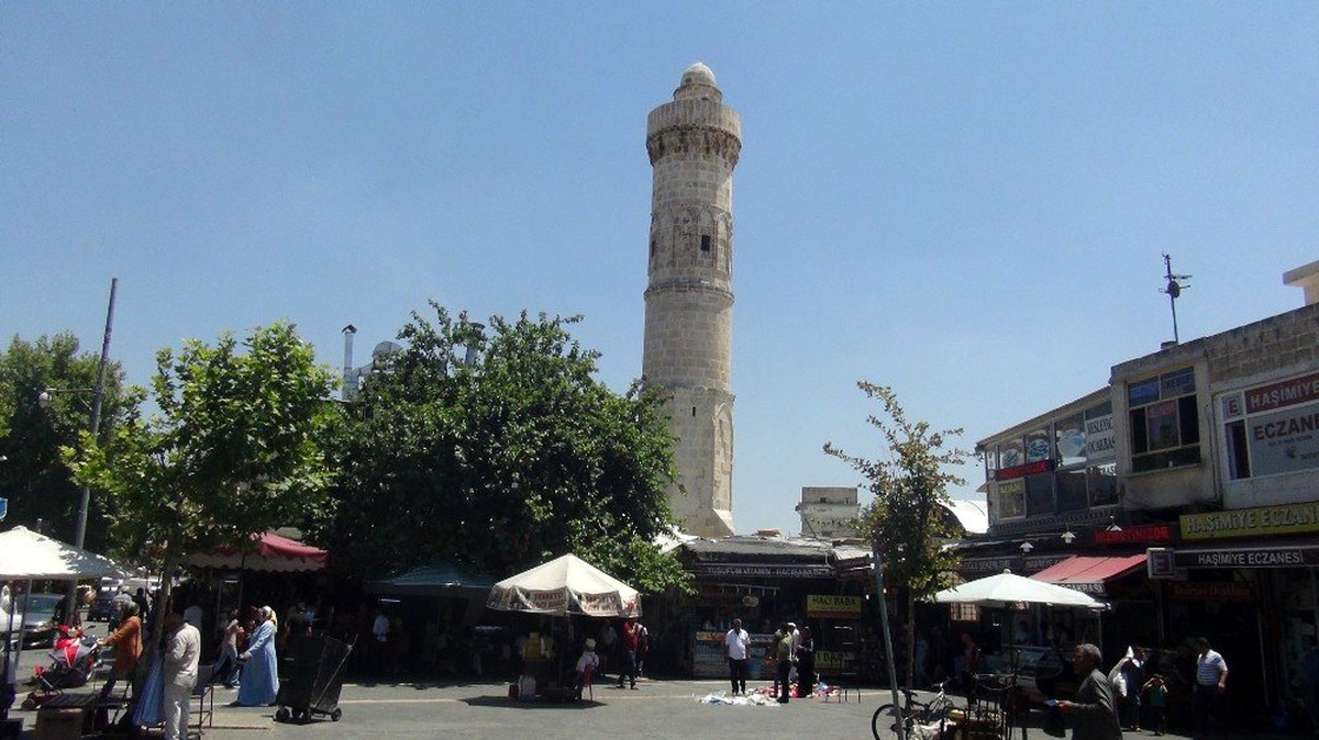 2 yıldır tadilatta olan Pazar Camisi ibadete açılıyor