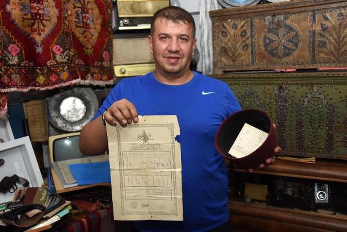 20 yıldır topladığı antika eşyalarla evini müzeye çevirdi