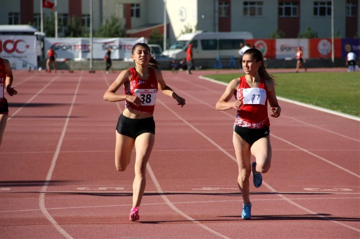 5. Uluslararası Sprint ve Bayrak Yarışları başladı