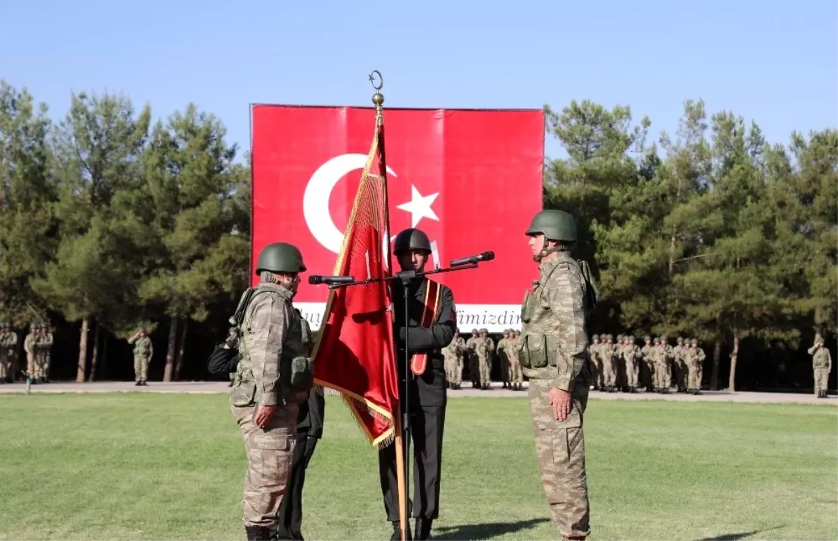 70. Mekanize Piyade Tugay Komutanlığı\'nda devir teslim töreni