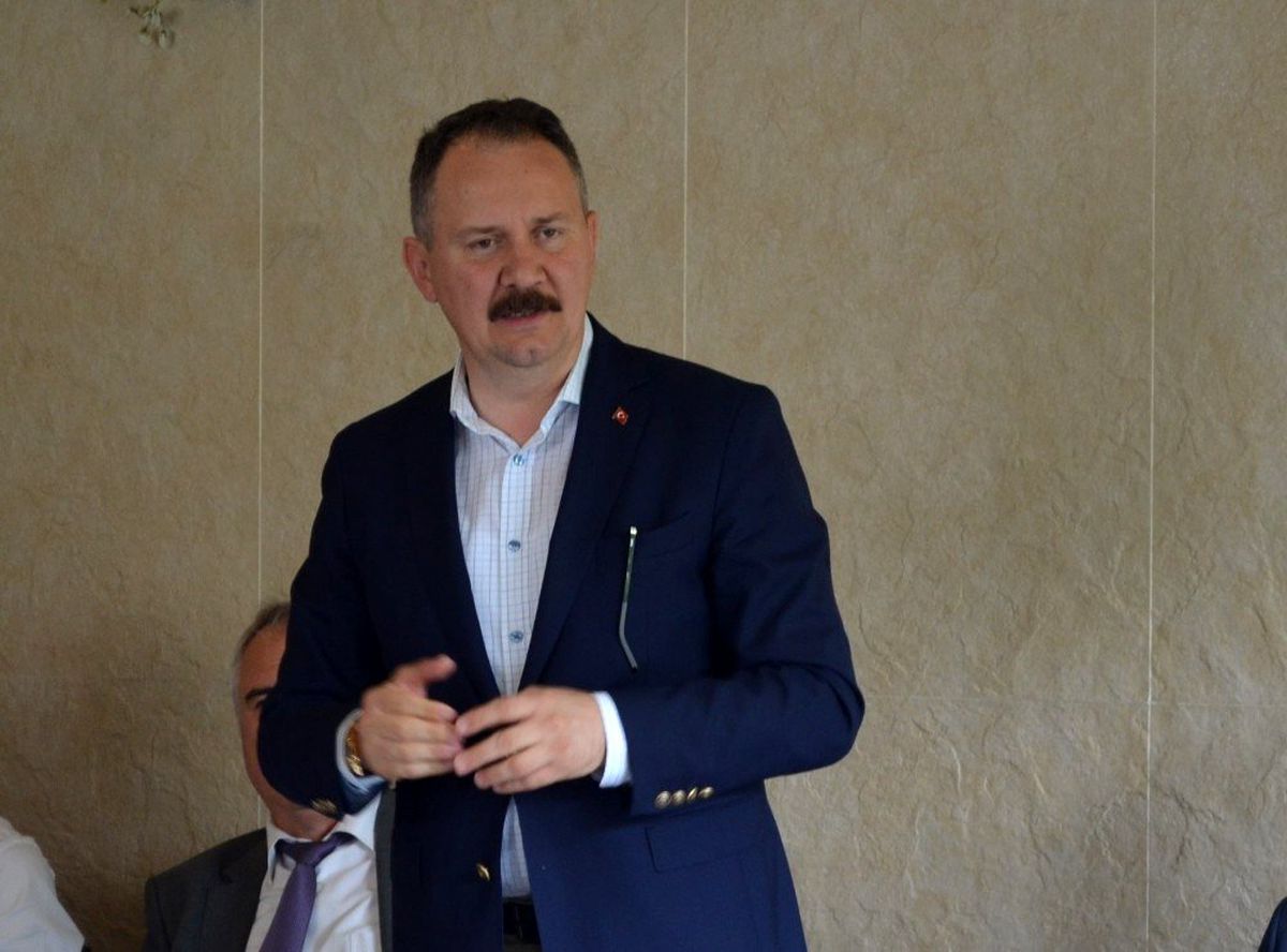 AK Parti İl Başkanı Özcan gazetecilerin gününü tebrik etti